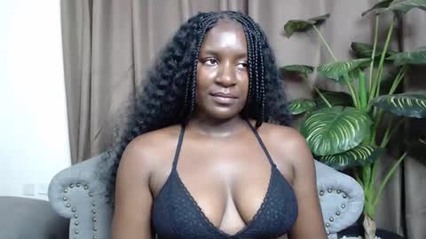 Snapshot of loyalcutie chatting on March 3, 2025, 5:09 am loyalcutie online show from March 3, 2025, 5:09 am