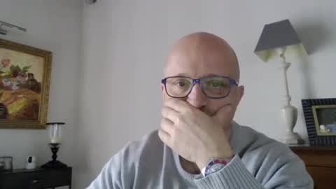 Snapshot of lrda49 chatting on February 13, 2025, 2:09 pm Espigle online show from February 13, 2025, 2:09 pm