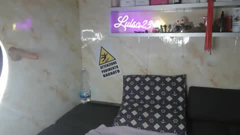 luisa online show from May 11, 2026, 4:04 pm