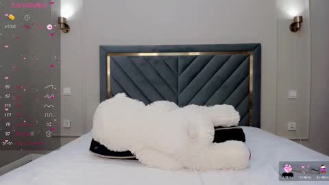 Snapshot of lu_mina chatting on December 23, 2024, 3:29 am lu_mina online show from December 23, 2024, 3:29 am