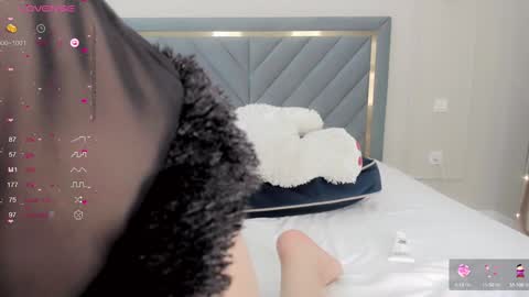 Snapshot of lu_mina chatting on January 19, 2025, 1:21 am lu_mina online show from January 19, 2025, 1:21 am