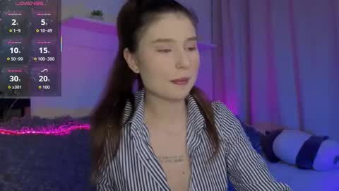 Lua online show from February 26, 2026, 11:48 pm