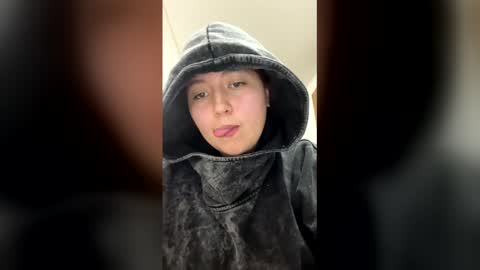 Lua online show from February 16, 2026, 10:50 pm