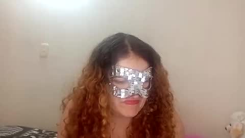 Snapshot of luana363 chatting on October 5, 2025, 7:56 pm luana363 online show from October 5, 2025, 7:56 pm