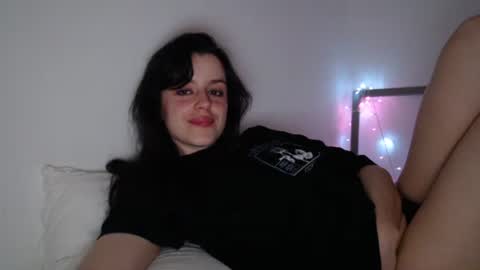luana online show from September 9, 2025, 9:47 pm
