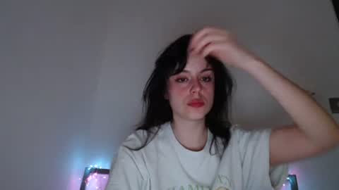 luana online show from September 21, 2025, 9:38 pm