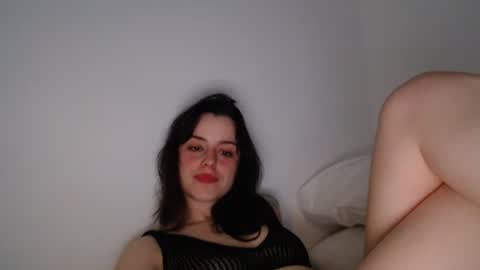 luana online show from October 8, 2025, 9:45 pm