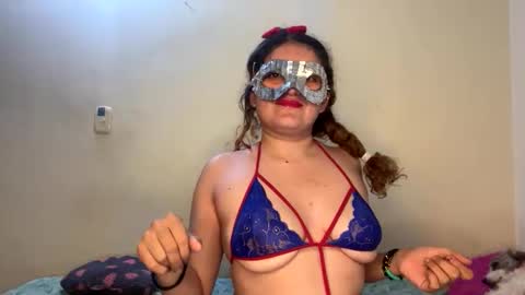 luana_winner online show from November 2, 2025, 1:52 am