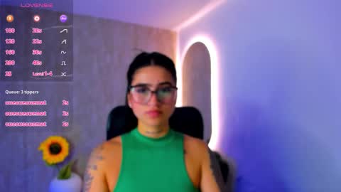 Luana online show from September 10, 2025, 12:05 pm