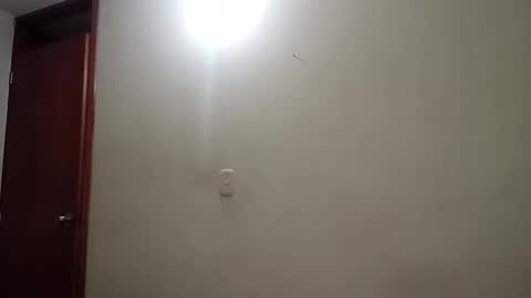 luanapowerful online show from February 22, 2025, 12:27 am