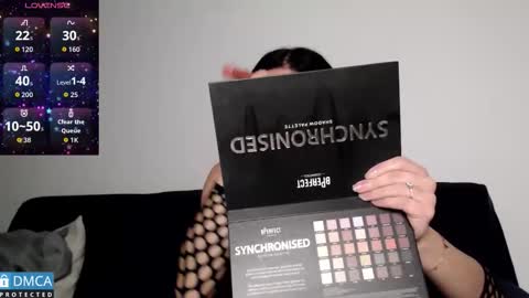 Snapshot of luara_ chatting on February 8, 2026, 2:09 pm luara_ online show from February 8, 2026, 2:09 pm