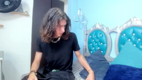 luaus18 online show from September 16, 2025, 9:38 pm