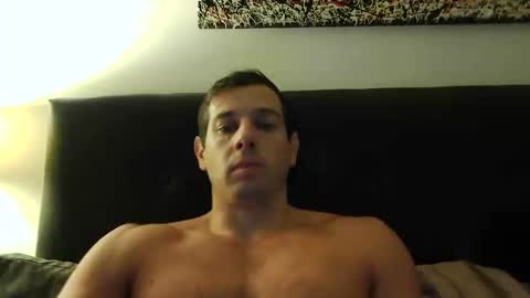 luca23millo90 online show from April 18, 2026, 3:43 am
