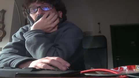 luca78 online show from December 4, 2025, 11:02 pm