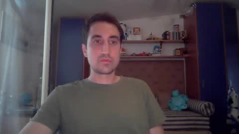 Luca online show from September 8, 2025, 3:33 pm