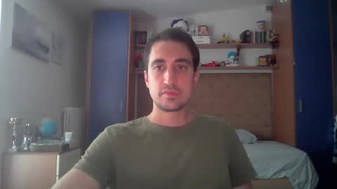 Luca online show from September 9, 2025, 2:38 pm