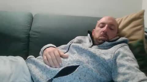 Snapshot of lucabeech88 chatting on October 5, 2025, 7:07 am Luca online show from October 5, 2025, 7:07 am