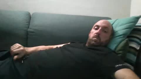 Snapshot of lucabeech88 chatting on October 9, 2025, 8:18 pm Luca online show from October 9, 2025, 8:18 pm