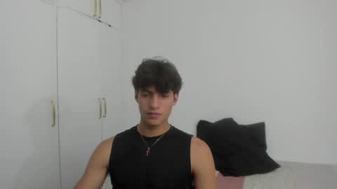lucacosta19 online show from June 8, 2026, 4:29 pm