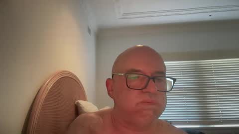 lucas10004 online show from January 23, 2025, 10:33 pm