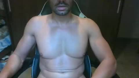 lucas205675 online show from September 22, 2025, 2:52 pm