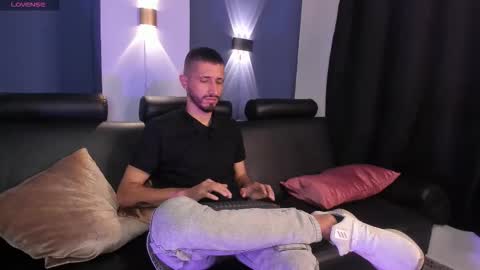 Lucas online show from February 5, 2026, 4:50 am