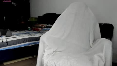 lucas_jewel online show from February 15, 2026, 5:09 pm