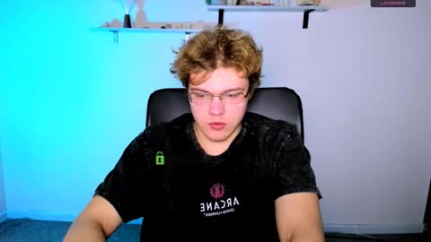 lucas_long_ online show from February 5, 2026, 8:13 pm