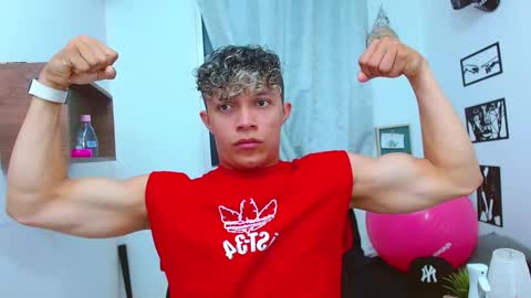 Lucas Luxx online show from November 12, 2025, 3:12 pm