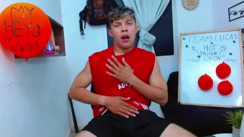 Lucas Luxx online show from November 28, 2025, 2:09 pm