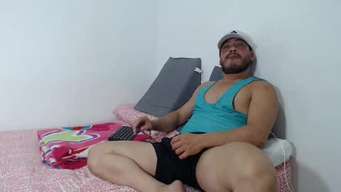 Snapshot of lucas_montesori chatting on March 1, 2025, 3:32 am Lucas Montesori online show from March 1, 2025, 3:32 am