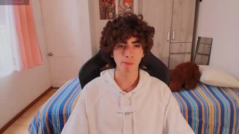 lucas_xo online show from January 14, 2026, 6:57 pm