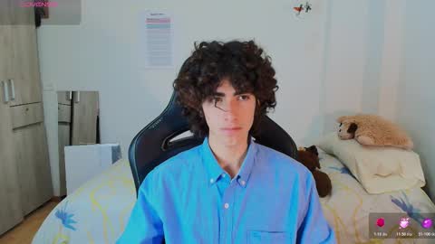 lucas_xo online show from February 22, 2026, 2:56 am