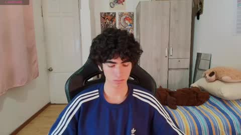 Snapshot of lucas_xo chatting on April 4, 2026, 5:27 am lucas_xo online show from April 4, 2026, 5:27 am