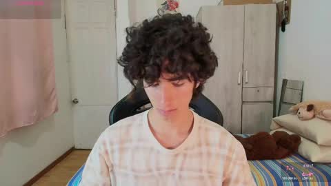 Snapshot of lucas_xo chatting on April 12, 2026, 5:56 am lucas_xo online show from April 12, 2026, 5:56 am
