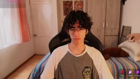 Snapshot of lucas_xo chatting on April 13, 2026, 6:46 pm lucas_xo online show from April 13, 2026, 6:46 pm