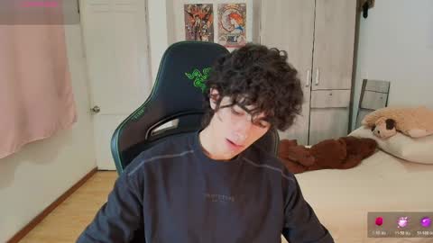 Snapshot of lucas_xo chatting on April 17, 2026, 11:30 pm lucas_xo online show from April 17, 2026, 11:30 pm