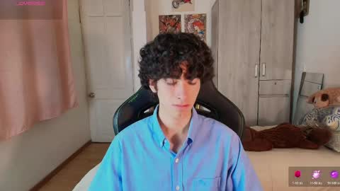 Snapshot of lucas_xo chatting on April 23, 2026, 11:18 pm lucas_xo online show from April 23, 2026, 11:18 pm