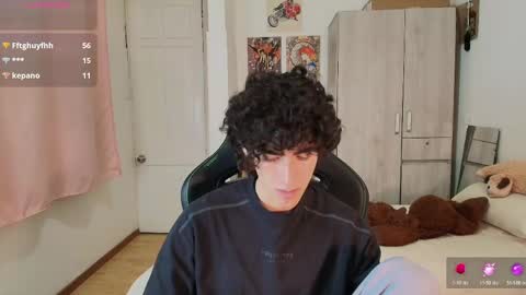 Snapshot of lucas_xo chatting on April 28, 2026, 2:27 am lucas_xo online show from April 28, 2026, 2:27 am