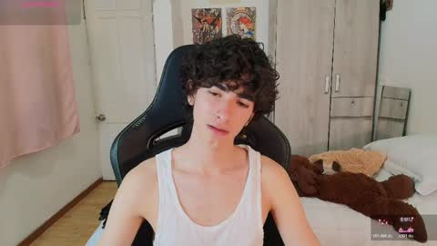 Snapshot of lucas_xo chatting on May 7, 2026, 2:06 am lucas_xo online show from May 7, 2026, 2:06 am