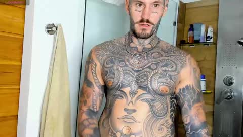 lucasexclusive online show from September 29, 2025, 11:26 am