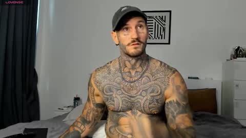 lucasexclusive online show from November 13, 2025, 5:39 am