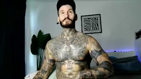 lucasexclusive online show from May 3, 2026, 5:57 am