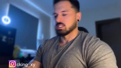 lucasfit24 online show from October 20, 2025, 2:17 pm