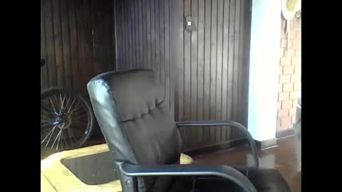 lucasgodyy online show from March 3, 2025, 7:06 pm