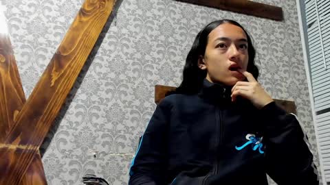 Snapshot of lucasymia_69 chatting on December 17, 2024, 12:11 pm MIA HOT online show from December 17, 2024, 12:11 pm