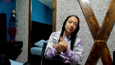 Snapshot of lucasymia_69 chatting on December 23, 2024, 12:08 pm MIA HOT online show from December 23, 2024, 12:08 pm