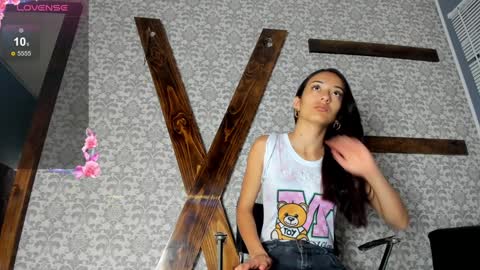 Snapshot of lucasymia_69 chatting on January 20, 2025, 11:45 am MIA HOT online show from January 20, 2025, 11:45 am