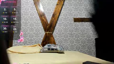 Snapshot of lucasymia_69 chatting on February 11, 2025, 12:16 pm MIA HOT online show from February 11, 2025, 12:16 pm