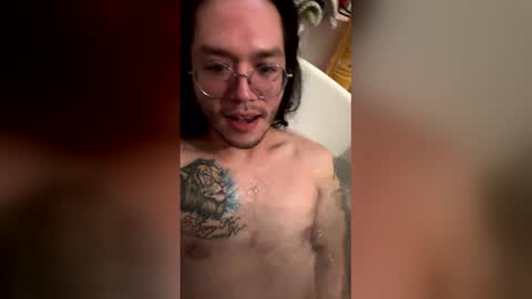 lucathelion online show from April 26, 2026, 7:11 pm